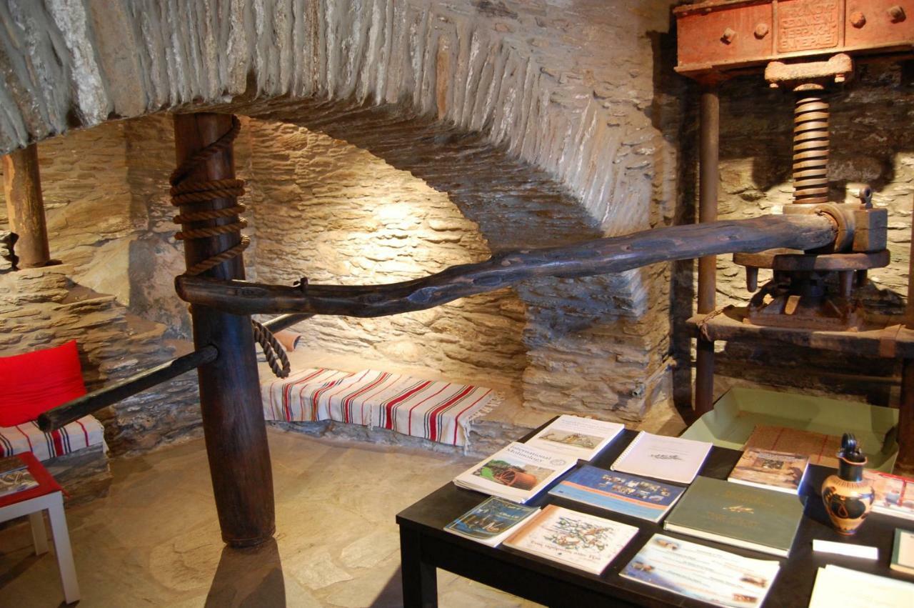 Cyclades Olive Museum's Guest House Pitrofos Extérieur photo