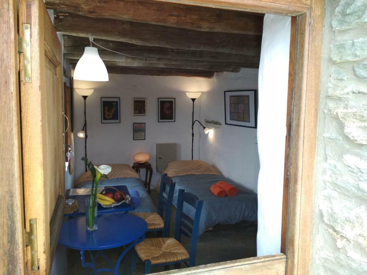 Cyclades Olive Museum's Guest House Pitrofos Extérieur photo